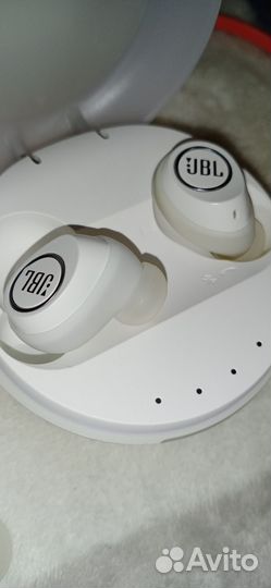 Беспроводные блютуз наушники jbl free x