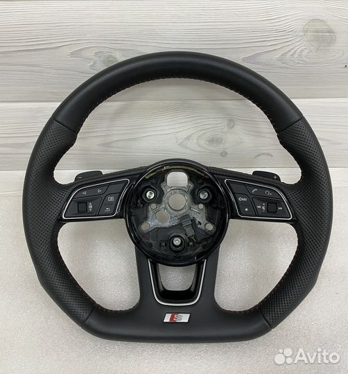 Спортивный руль Audi A3/A4/A5 оригинал