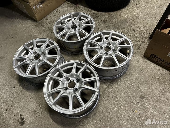 Стильные литые диски 4x100 Цо 60.1 R14 Ровные