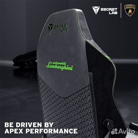 Secretlab x Lamborghini (Titan Evo 2022)