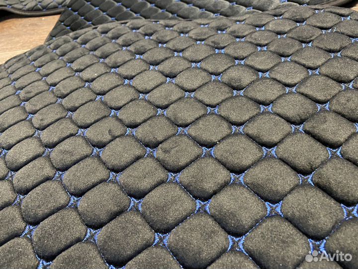 Автомобильные чехлы комплект