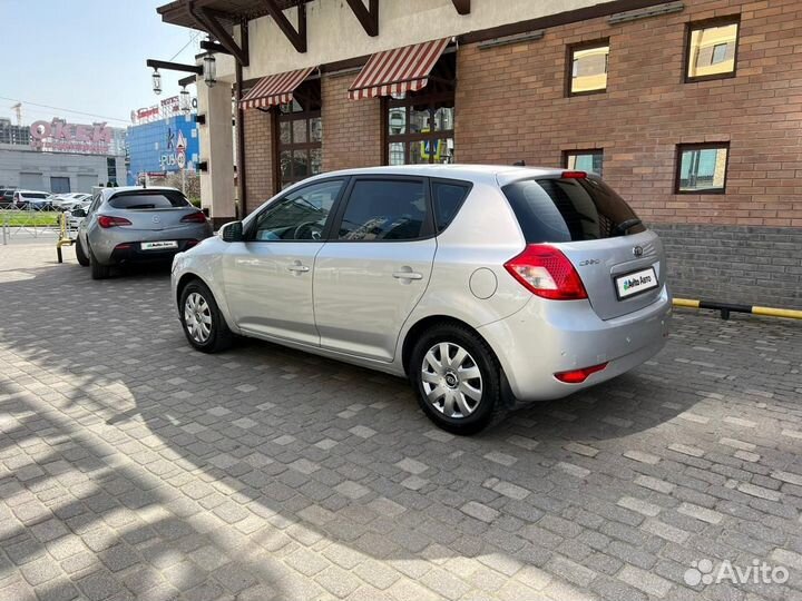 Kia Ceed 1.6 AT, 2011, 87 870 км