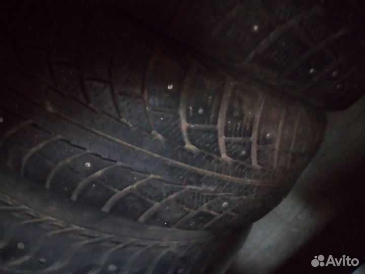 Bridgestone Ice Cruiser 7000 185/65 R15 104H