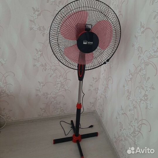 Вентилятор напольный Новый