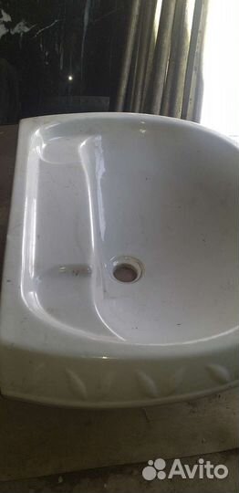 Раковина санфаянс
