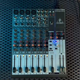 Микшерный пульт Behringer xenyx1204(12)