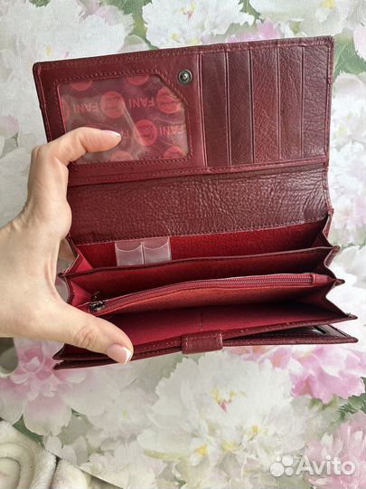 Кошелек женский кожаный