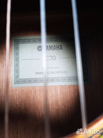 Классическая гитара yamaha c70