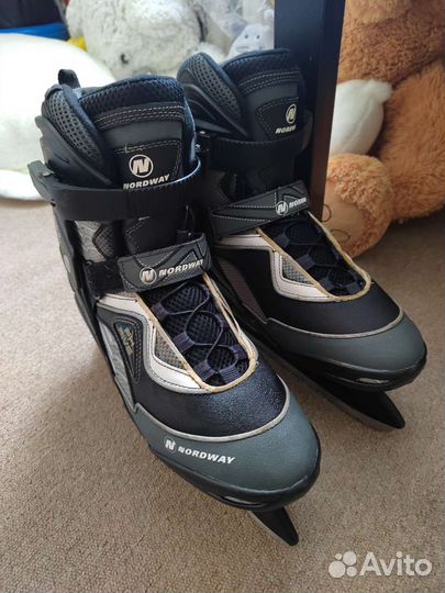 Хоккейные коньки nordway размер 44-45