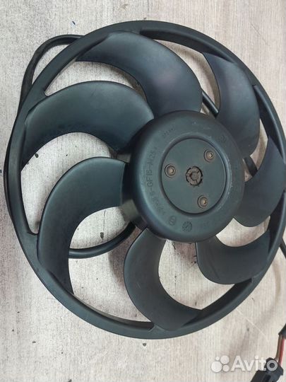 Вентилятор радиатора Mercedes-Benz Vito W639 (2003