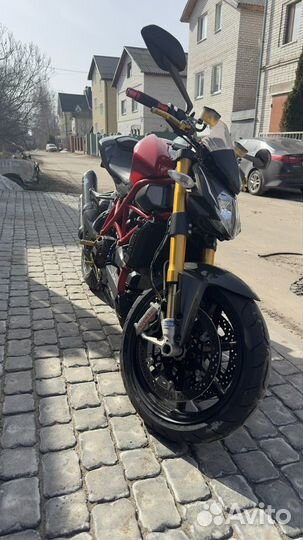 Ducati streetfighter S