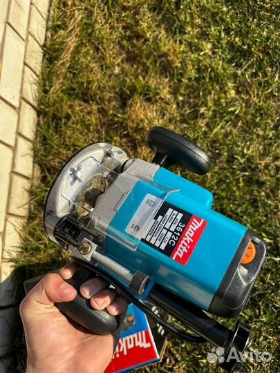 Фрезер Makita
