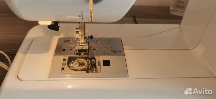 Швейная машинка Janome QC 2325