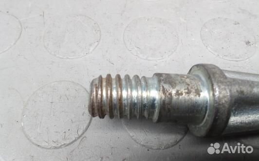 Крюк буксировочный BMW X3 E83 (5OK42H801)