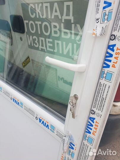 Двери стекляные новые