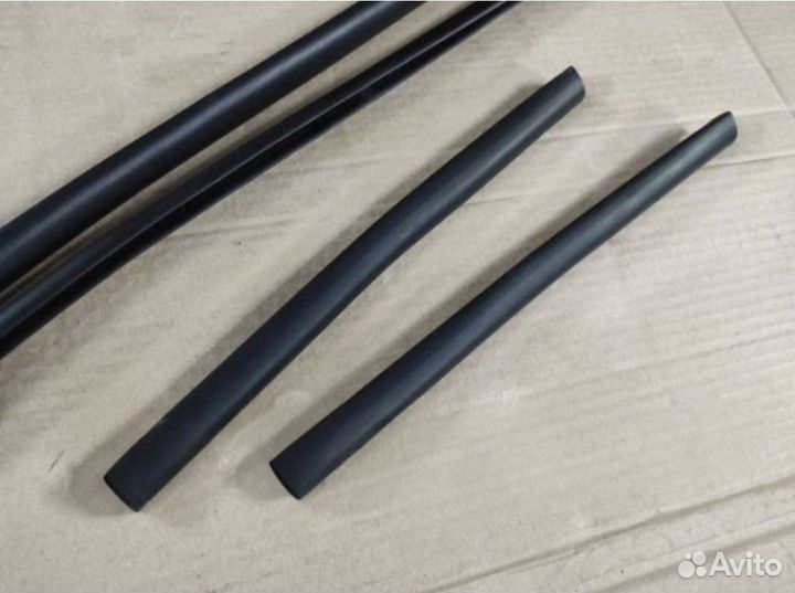 Уплотнитель стекла двери 80838CL70A Nissan Fx45/35