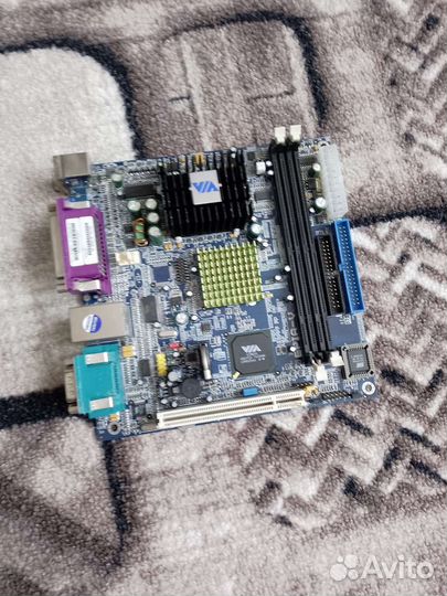 Материнская плата