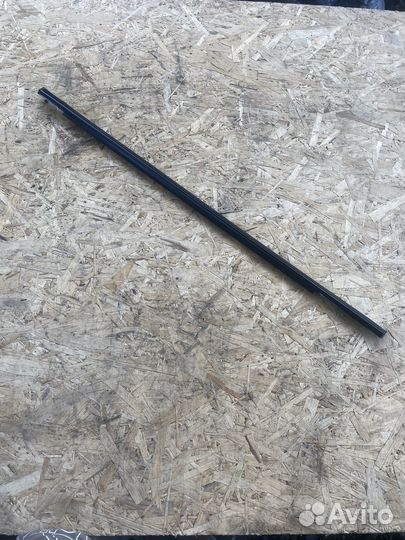 Уплотнитель стекла Chevrolet Lacetti