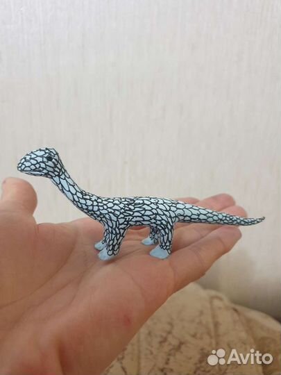 Динозавры. Ручная работа. Опора для цветов