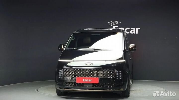 Hyundai Staria 2.2 AT, 2023, 20 657 км