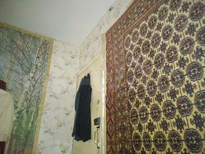 Комната 12 м² в 4-к., 1/12 эт.