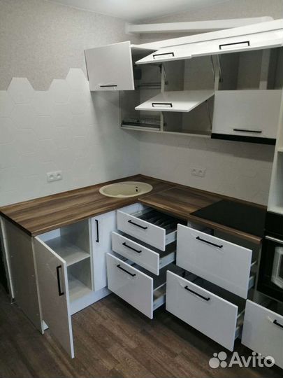 Кухонный гарнитур