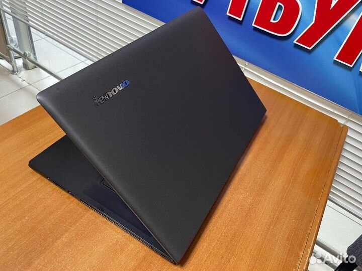 Ноутбук Lenovo бу / geforce 920M 2gb / 17 дюймов