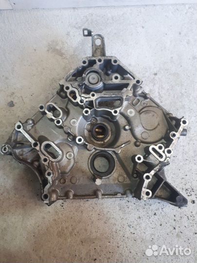 Крышка мотора мерседес М156 6.3 амг,AMG