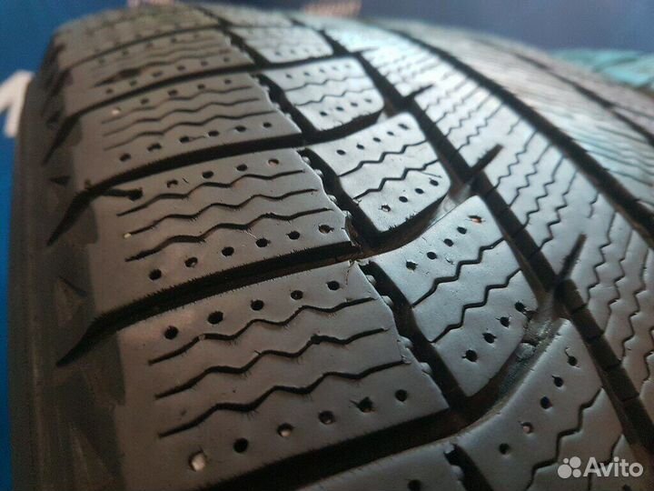 Michelin Latitude X-Ice 2 255/55 R19
