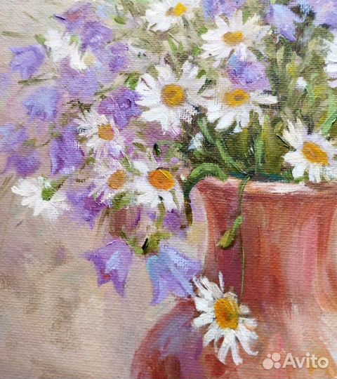 Картина маслом с цветами. Ромашки и колокольчики