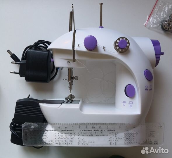 Мини швейная машинка на запчасти