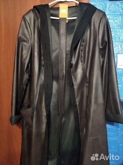 Кожаный плащ женский 54 размер