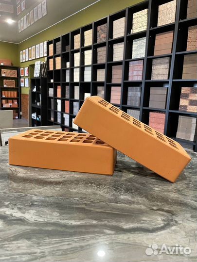 Облицовочный кирпич персик гладкий Железногорский