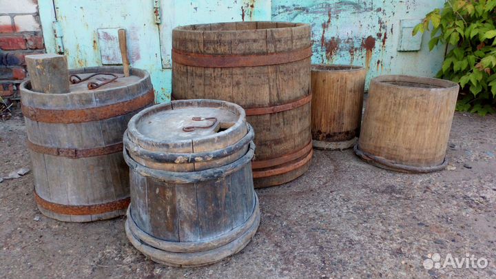 Дубовые бочки кадки