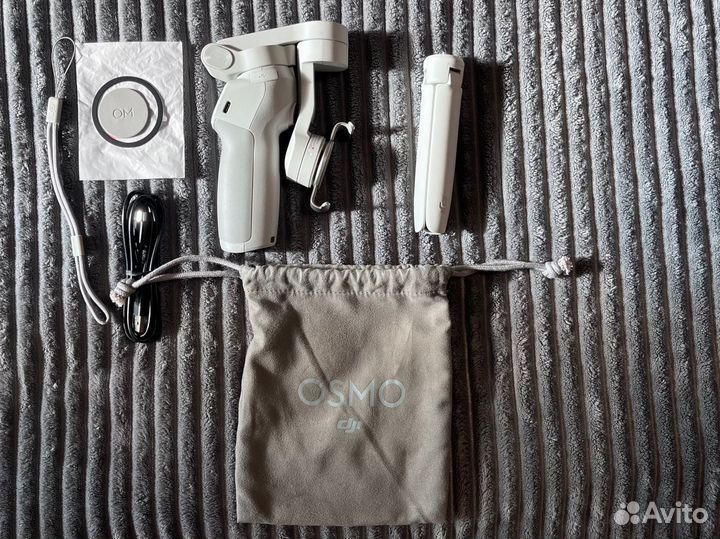 Стабилизатор для телефона DJI osmo 4