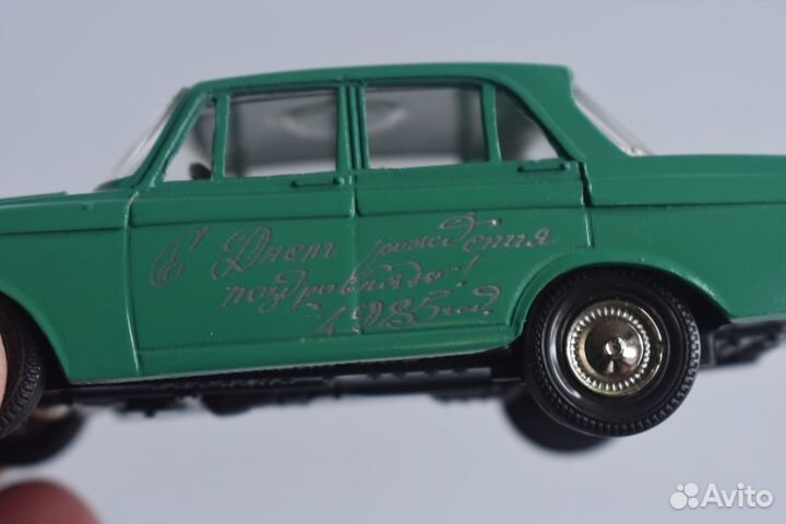 Москвич 408 А1 с гравировкой Модель СССР 1:43