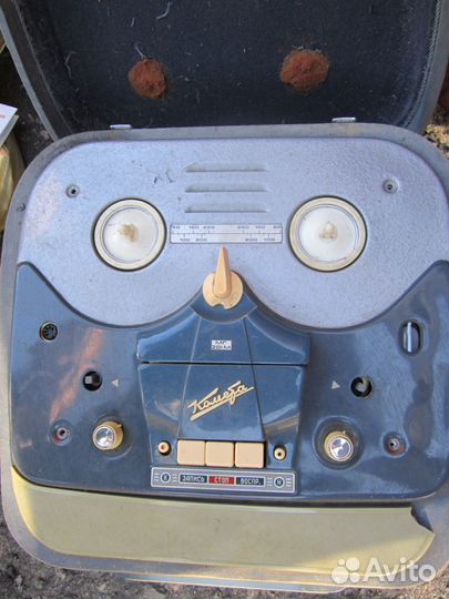 Магнитофон Комета