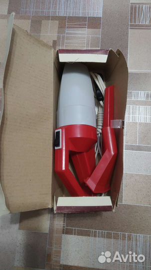 Автомобильный пылесос новый