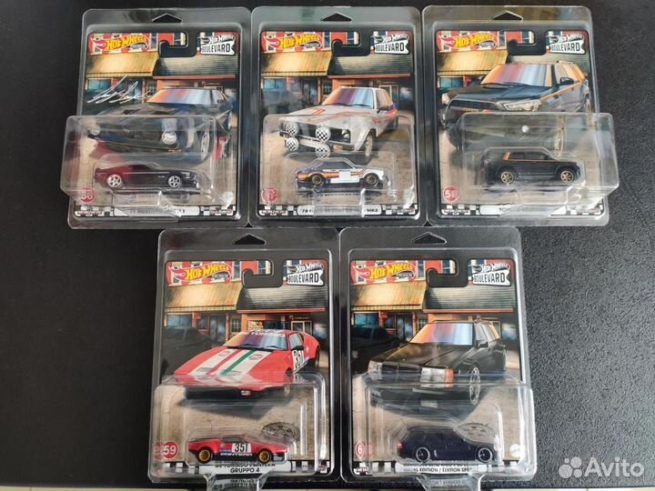 Hot Wheels Premium Boulevard 2022 года Mix №4