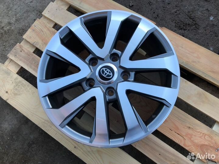 20R Новые Диски на Land Cruiser 200 Excalibur