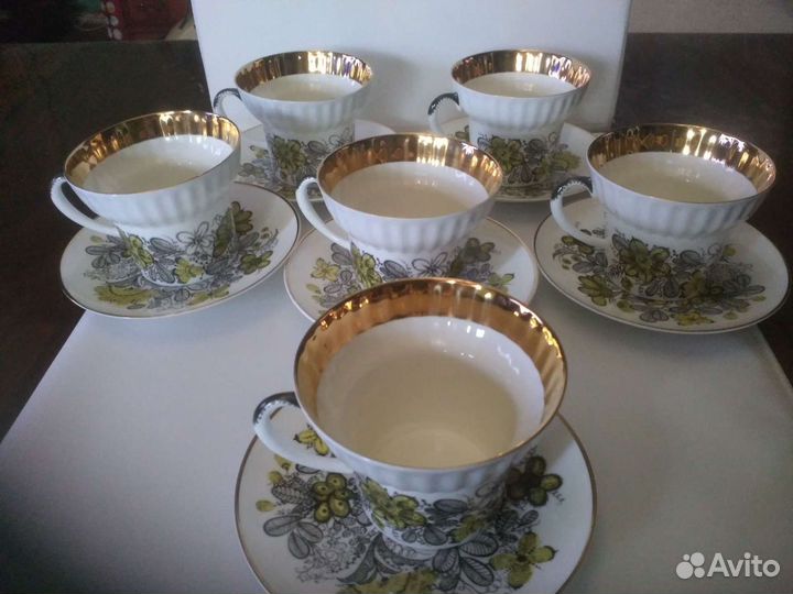 Фарфоровые чайные пары 