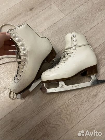 Коньки для фигурного катания профессиональные