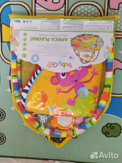 Развивающий коврик новый