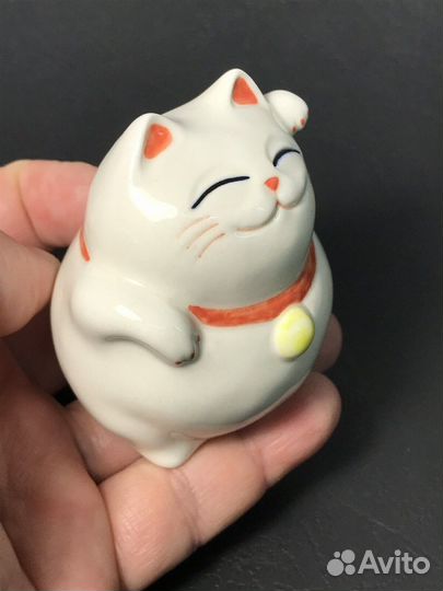 Манэки Нэко фарфор фигурка кота-японца на удачу