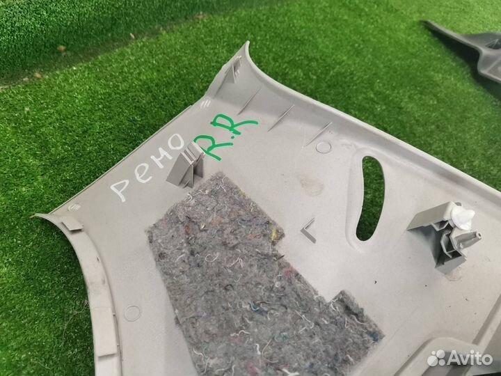 Обшивка стойки кузова задняя правая Renault Clio