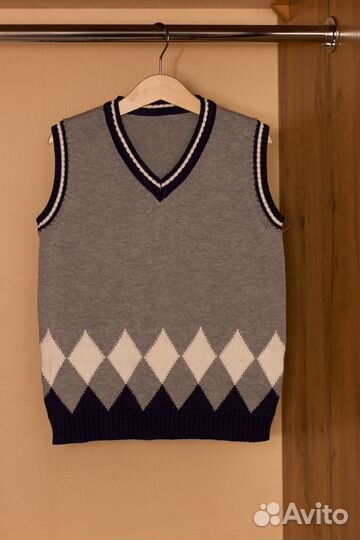 Костюм, рубашки и другая одежда к школе (15 вещей)