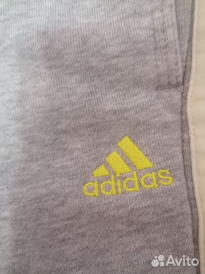 Спортивный костюм adidas, р. 128-134
