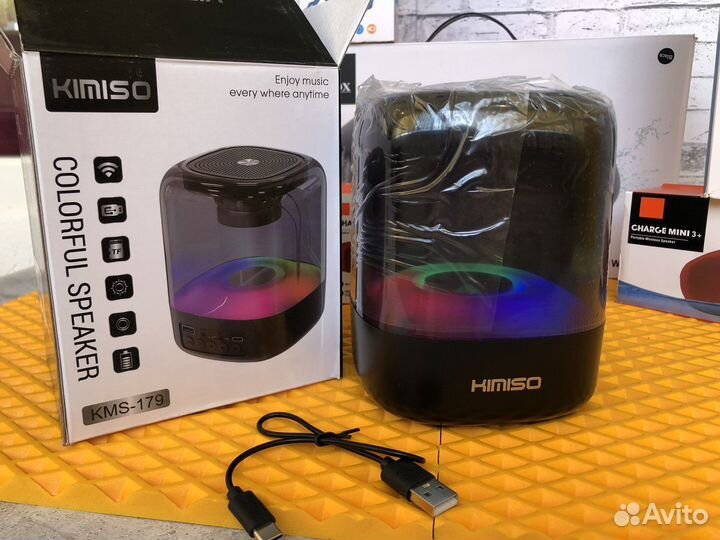 Беспроводная колонка bluetooth. В наличии