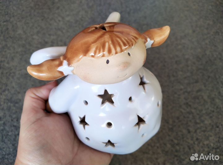 Сувениры фарфор. Подсвечник, статуэтка, блюдо