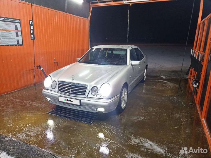 Mercedes-Benz E-класс 2.4 AT, 1998, 111 111 км